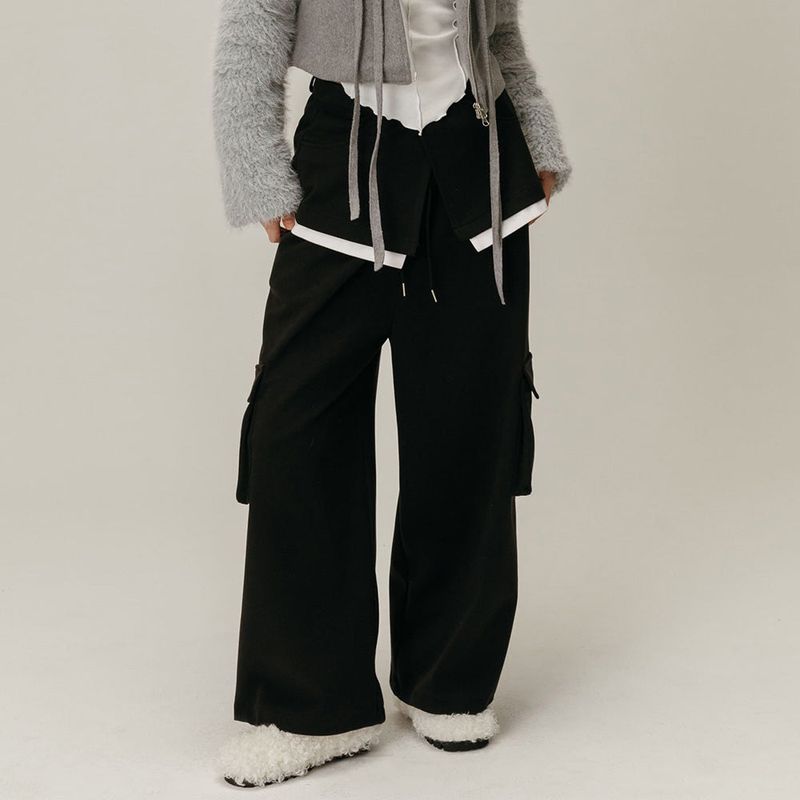 MOIFAIRE（モイフェア）の「CARGO LAYERED SKIRT PANTS / BLACK（Pants）」