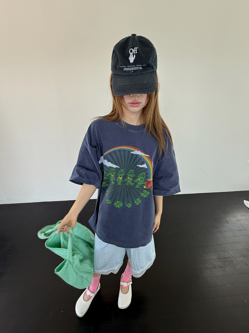 clover pigment boxy T