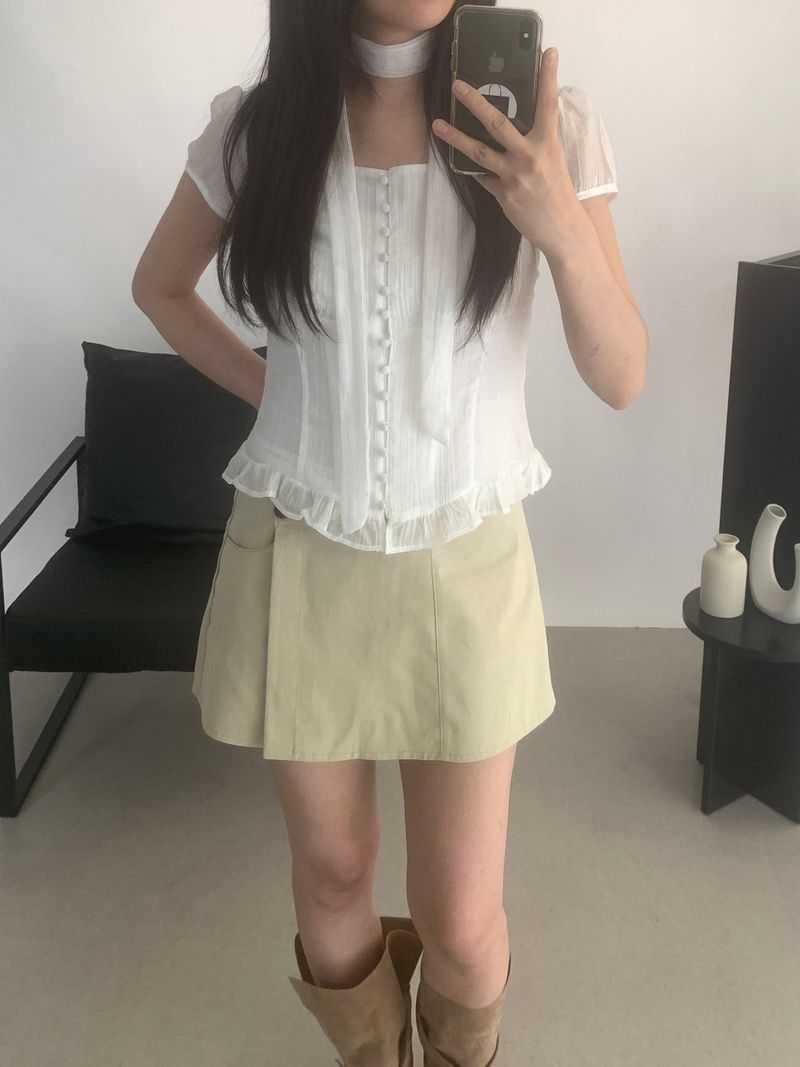 Rivenne Tie Short Sleeve Blouse