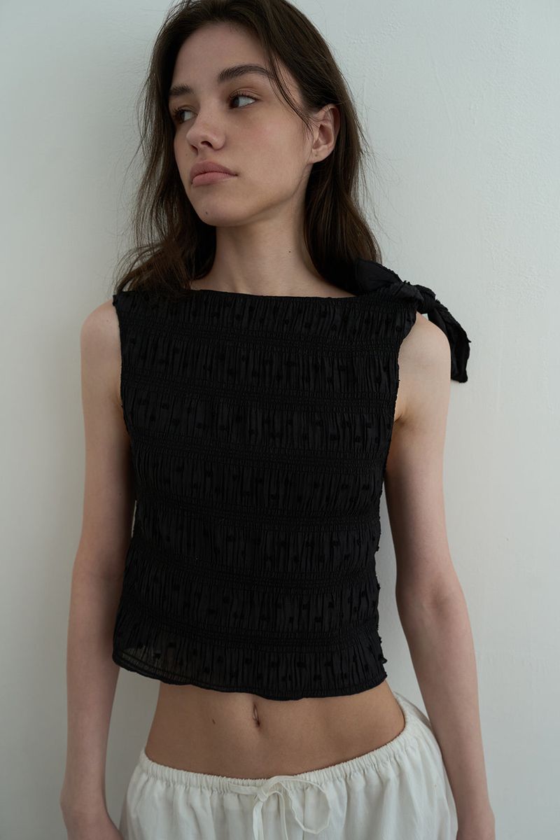 Smoke shirring blouse_black