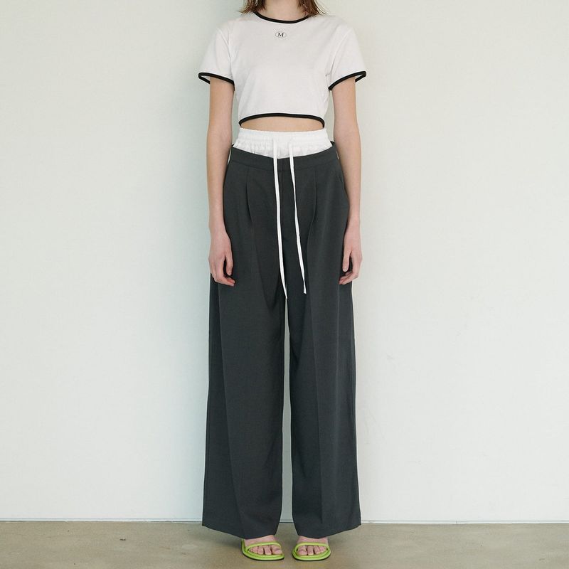 MOIFAIRE（モイフェア）の「DOBLE WIDE PANTS, CHARCOAL（Pants）」