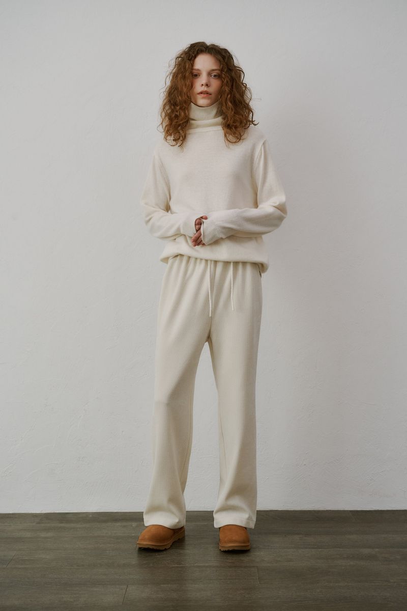 Corduroy boots cut pants (Ivory)