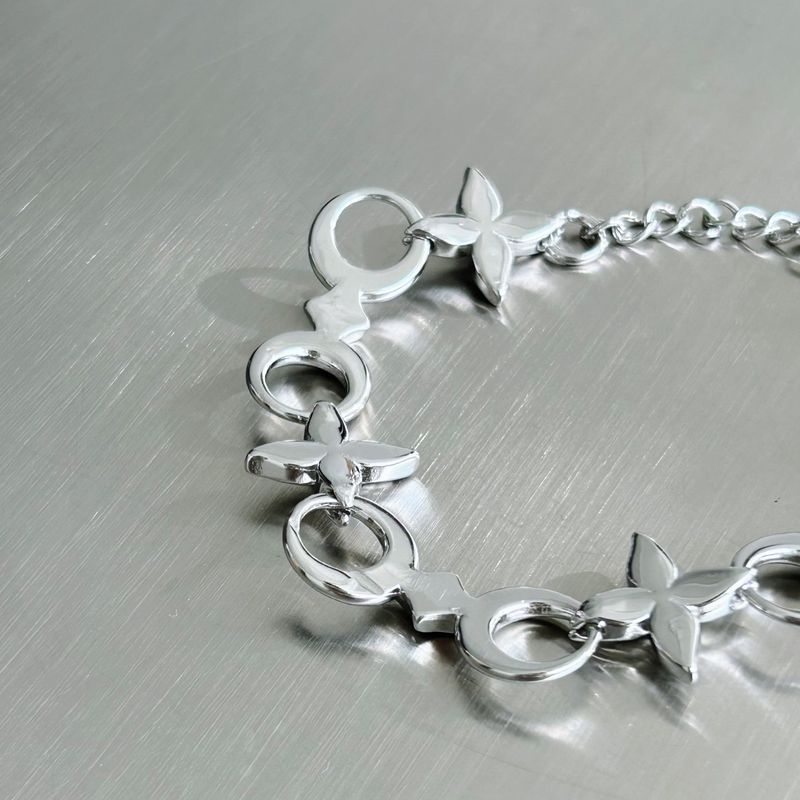 Floral Linkage Bracelet