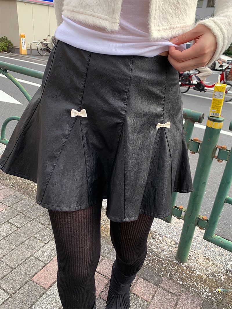 RIBBON FLARE LEATHER MINI SKIRT (2C)