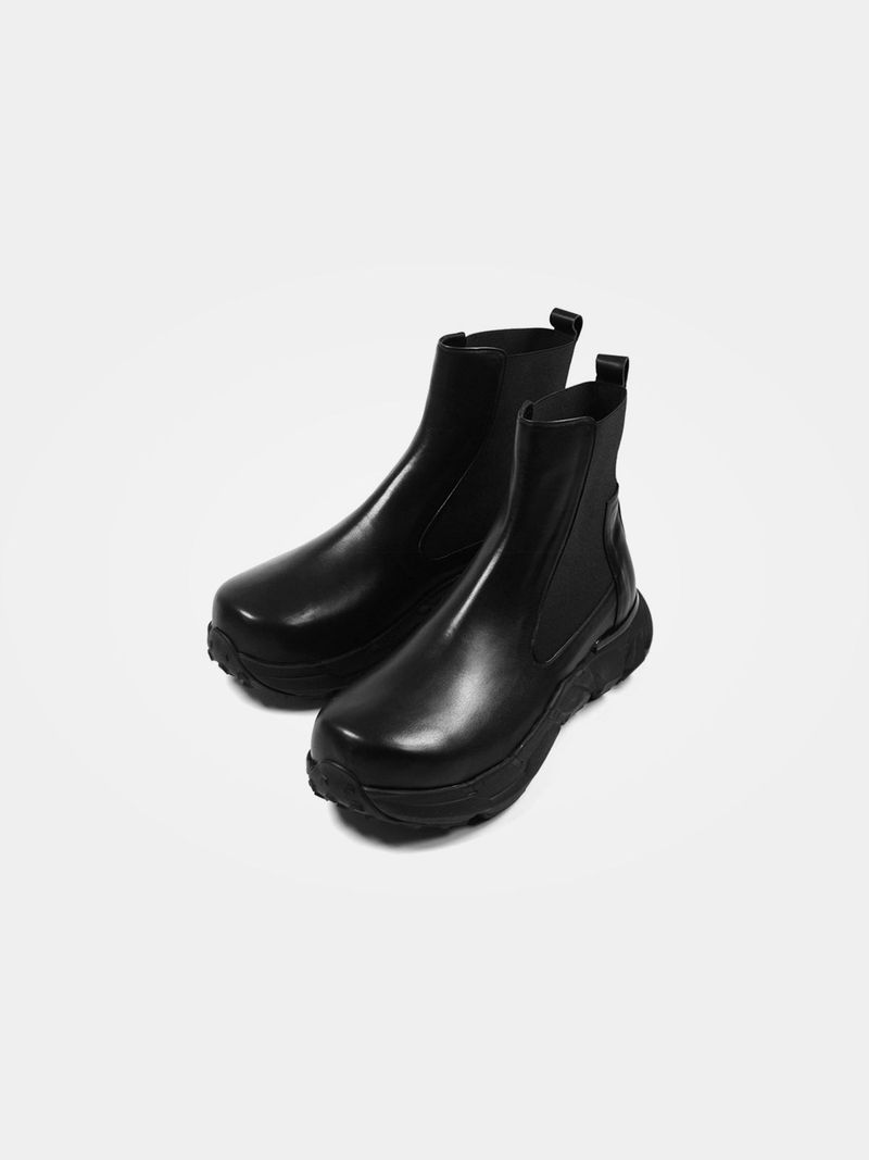 【MADE】UX, Black