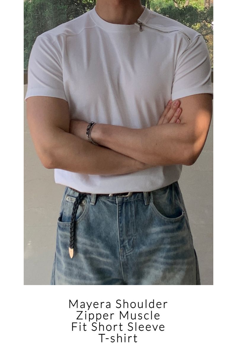 Mensfloor(メンズフロア)の「Mayera shoulder zipper muscle fit short sleeve t-shirt(Tops)」