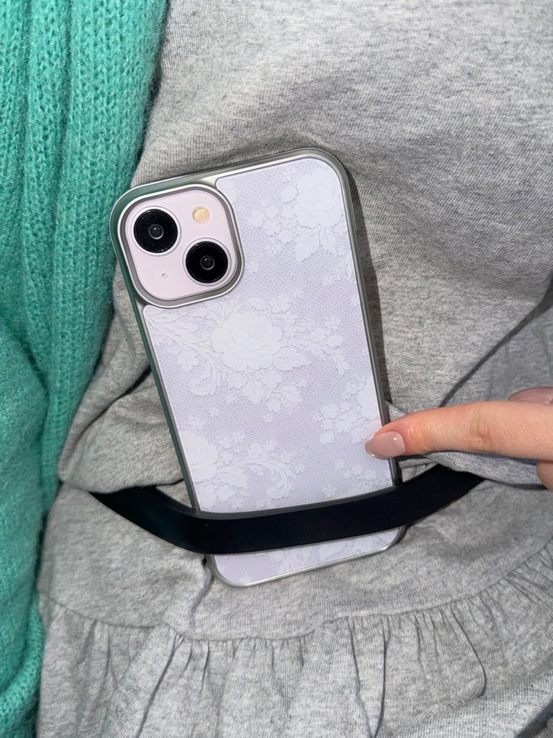 Rose Lace Magsafe Silver Glass Bumper Case