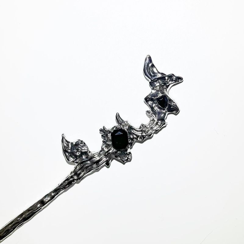 Silver black cubic geometry ornamental hairpin