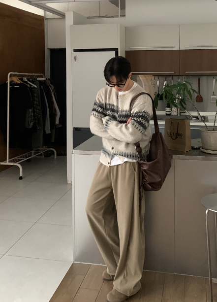 Belerice Blizz Nordic Cropped Semi-Overfit Cardigan