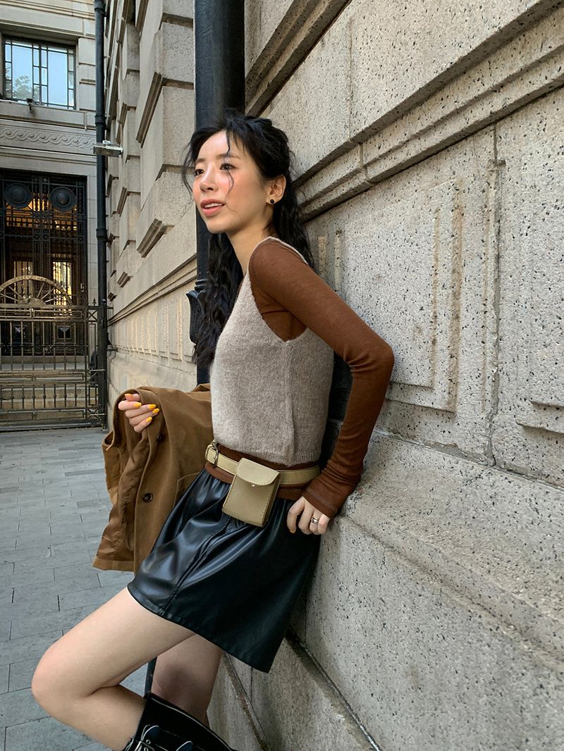 [MADE] Le Elle Leather Shorts