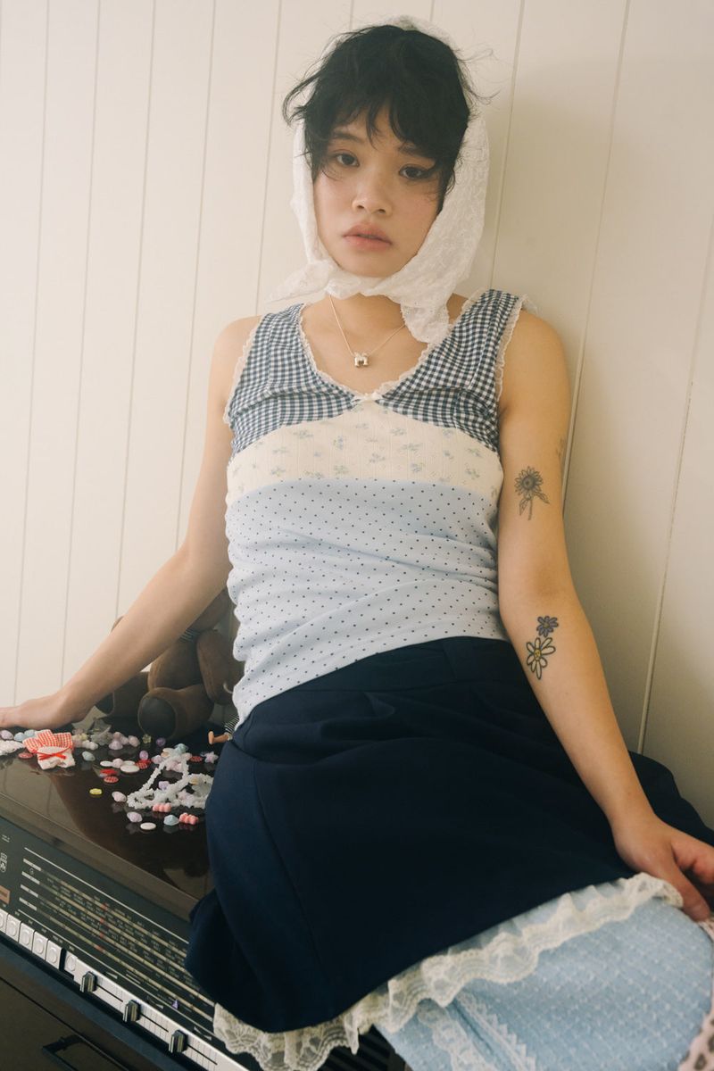POSY LACE TOP (BLUE)