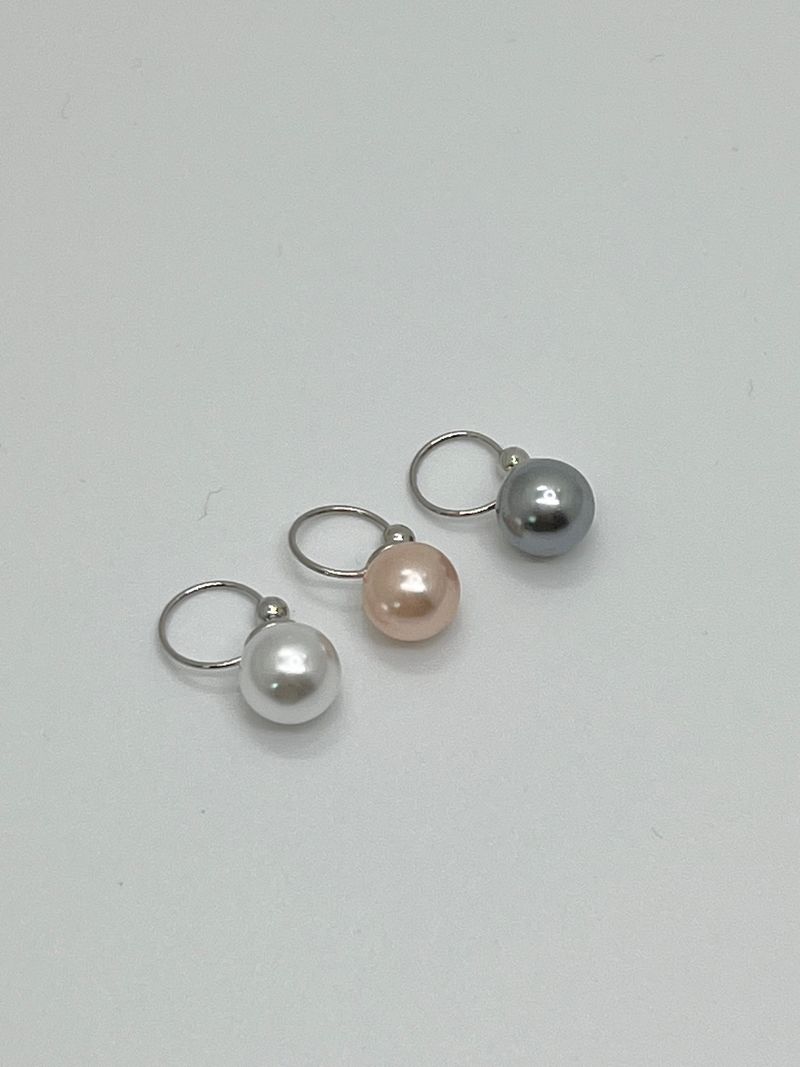 color pearl earcuff