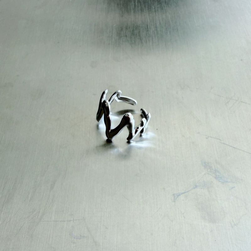 Waveform Ring