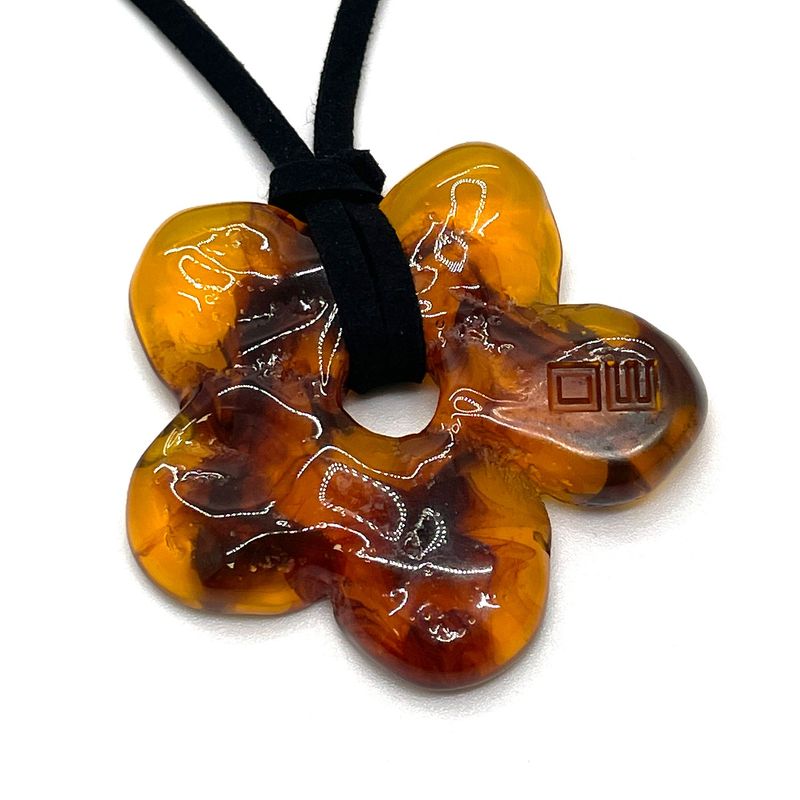 Acrylic Flower Necklace [Amber]