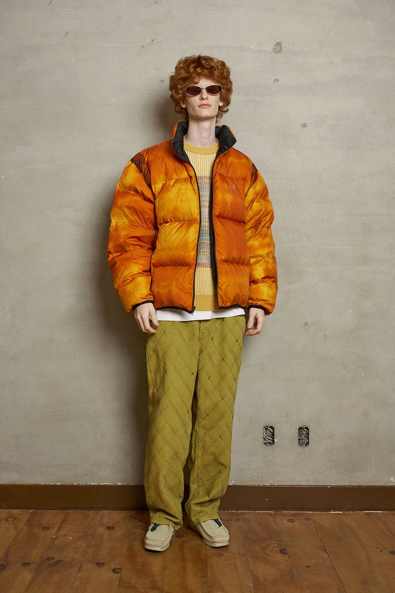 REVERSIBLE DOWN JACKET