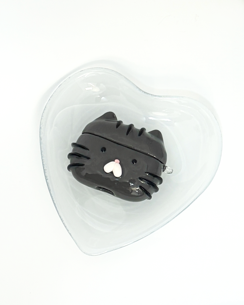 【MADE】 Grey Tabby Cat AirPods Case