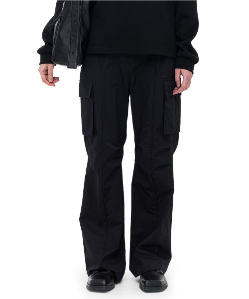 IUGAMAKARAS（イウガマカラス）の「Line Cargo Pants (Black)（Pants）」