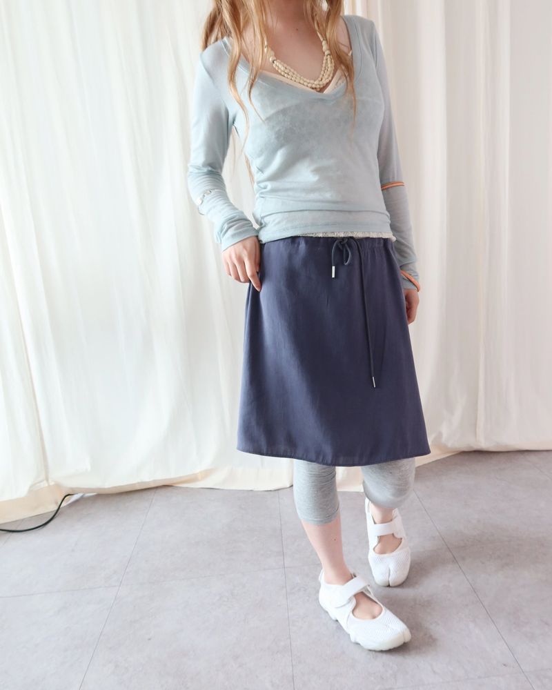 NUPHLO(ニューフロー)の「BASE MIDI SKIRT(Skirts)」