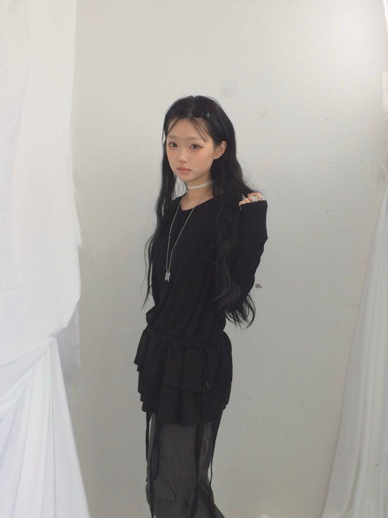 side strap frill dress