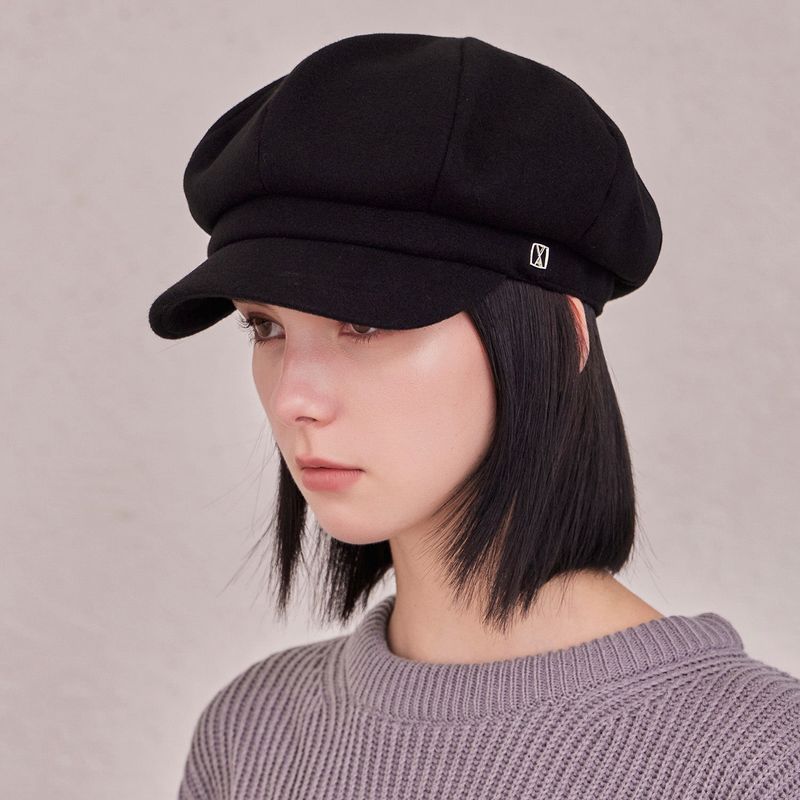 VARZAR(バザール)の「VA Square Stud Wool Newsboy Cap / Black(Hats)」