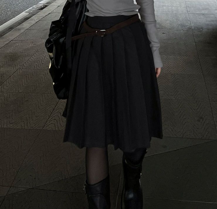 Long midi pleated skirt