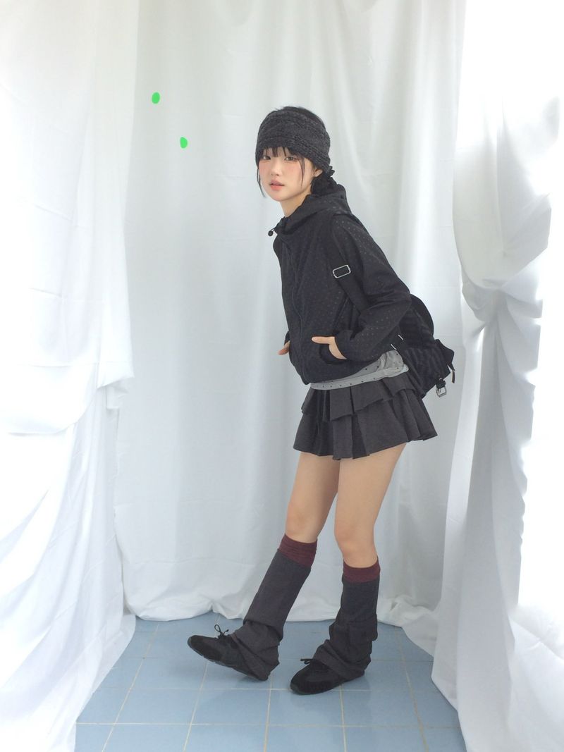 Soft terry dot windbreaker