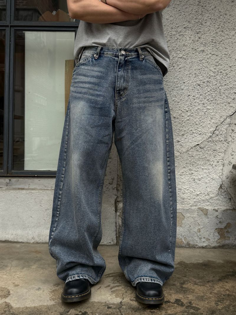 AVAND(アバンド)の「Martin wide curve denim(Pants)」