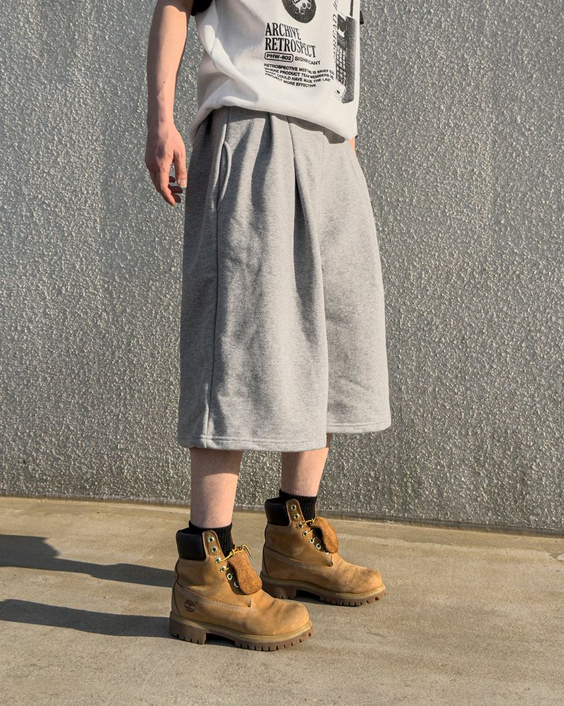 Bant Heavy Sweat Four-Tuck Bermuda Pants