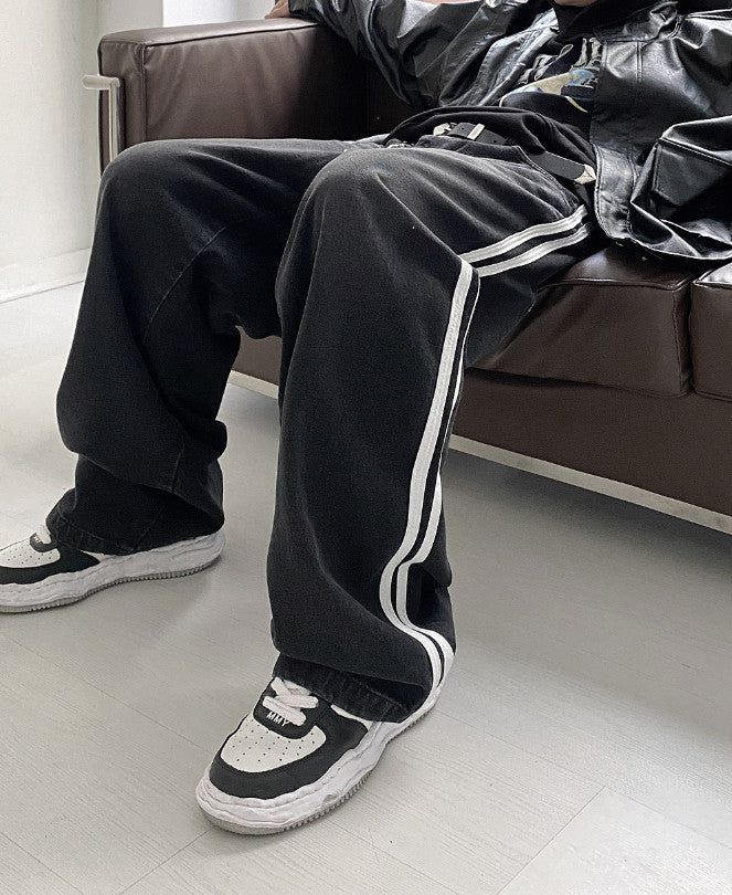 HOLY IN CODE（ホーリーインコード）の「No.9695 track 2line wide black denim PT（Pants）」