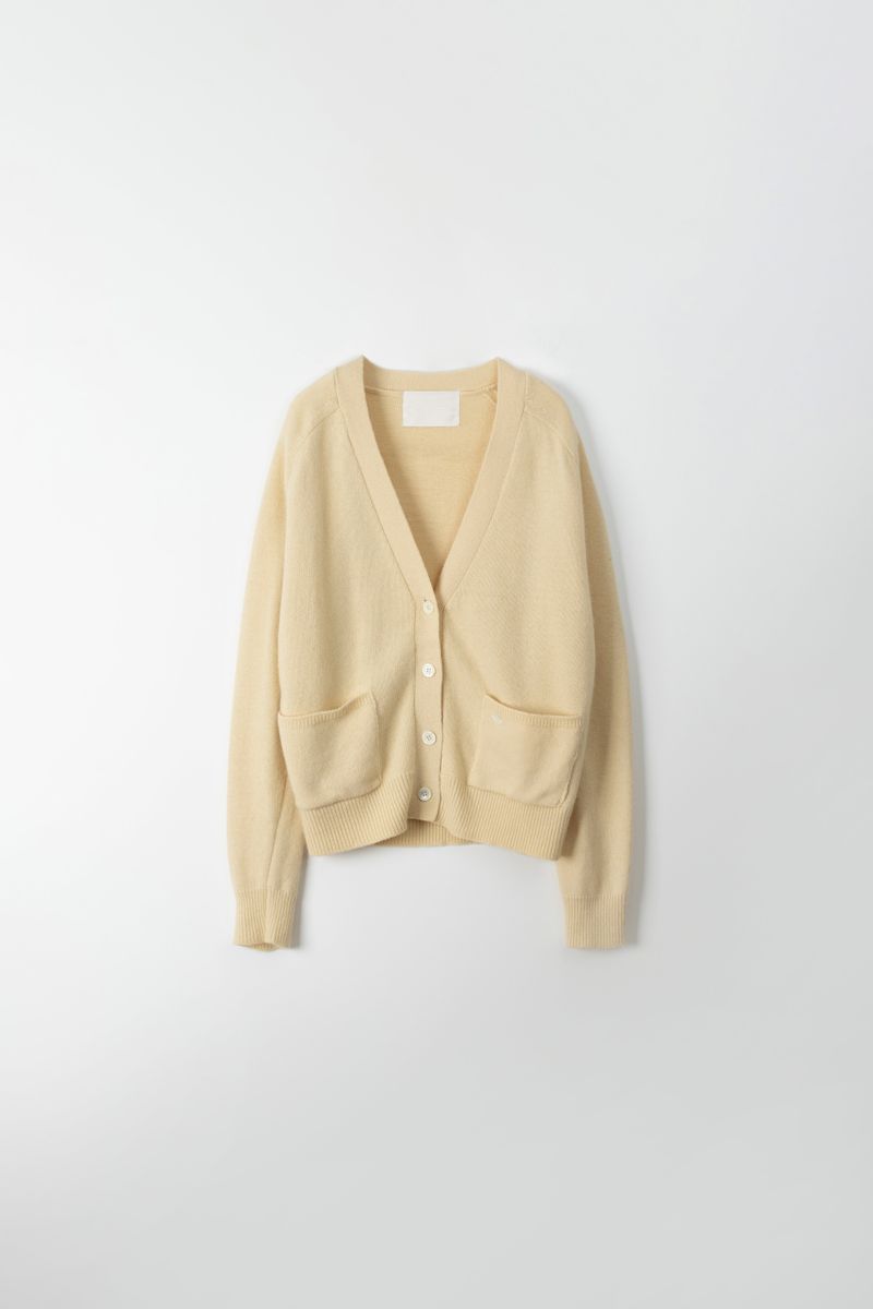 PLAT DU JOUR（プラドゥジュール）の「Loose cardigan (Yellow)（Tops）」