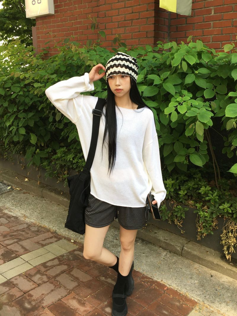Milk Striped 3/4 Length Shorts (5c)