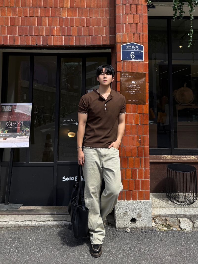 Mir stitch henley neck short sleeve tee