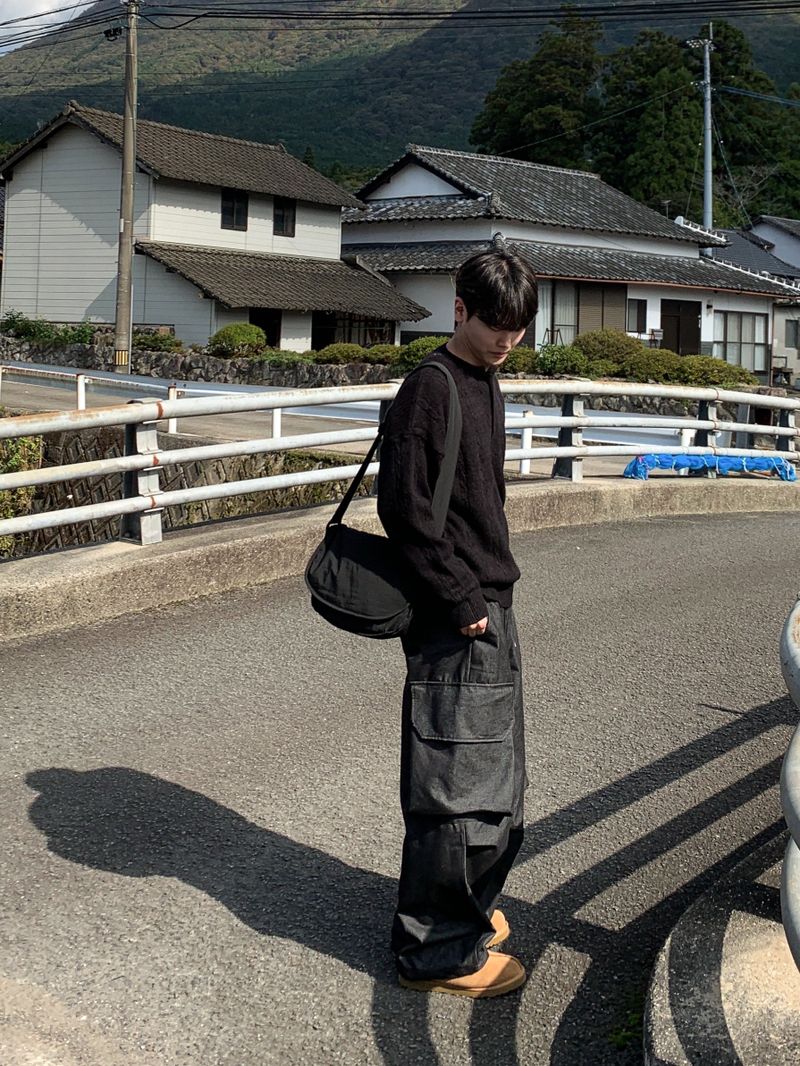 ラベルヘンリーネックニット