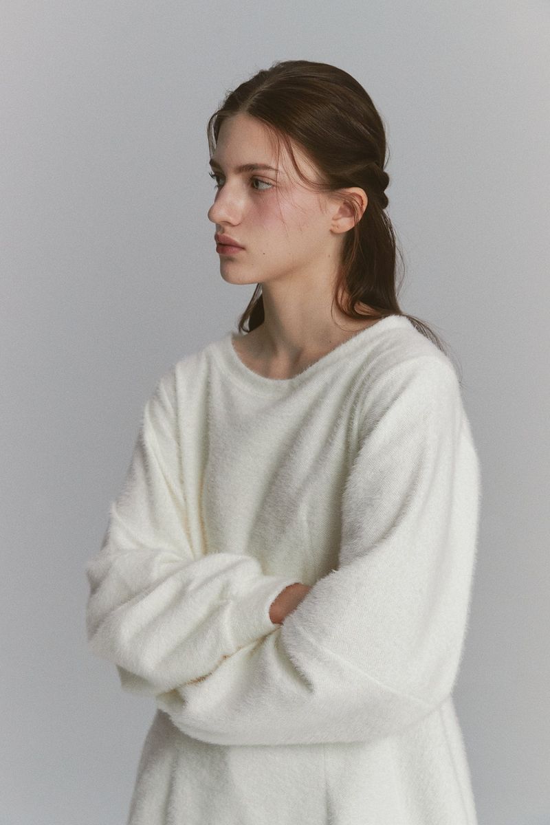 Angora Flare Sweatshirt Ivory