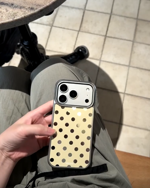 DANCE dot case no. 075 ( project _all about circle ) MagSafe
