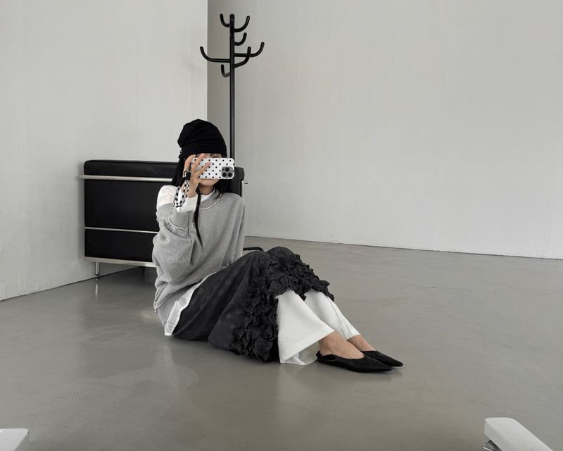Dot frill skirt
