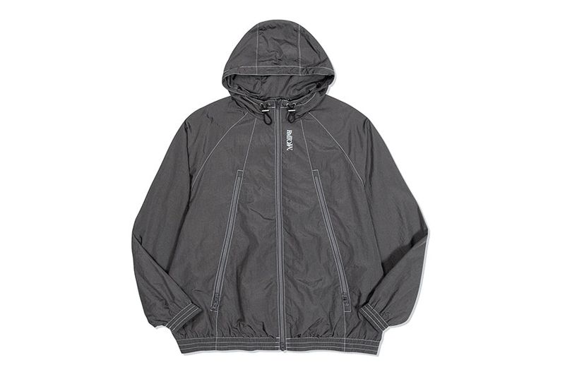 UTILITY HOOD WINDBREAKER