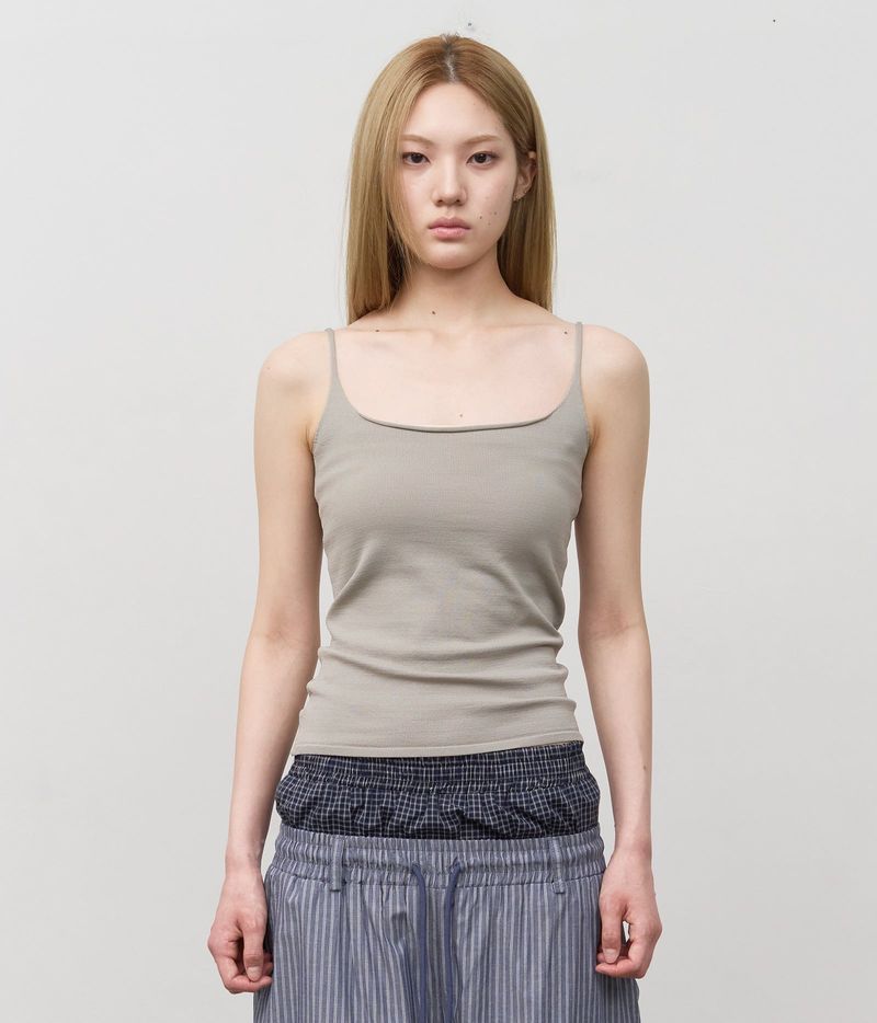 HIFIFNK（ハイファイファンク）の「(W) モノスリップニットスリーブレス（トップス）」