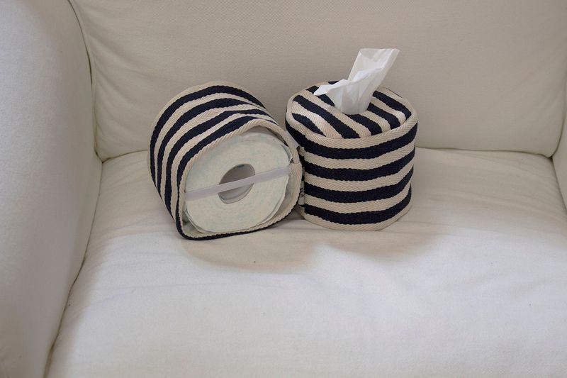 Slow Roll Tissue Case