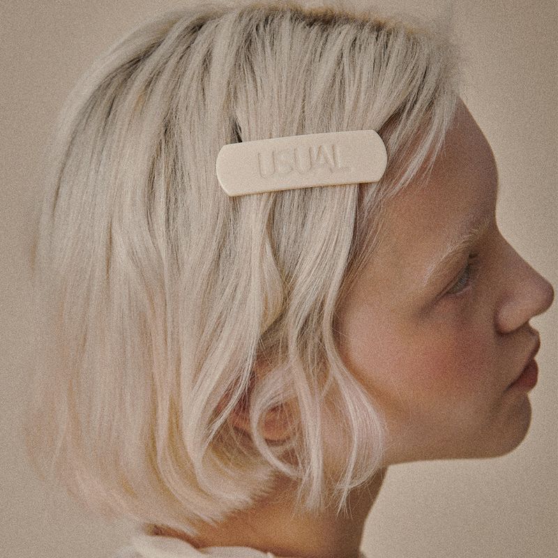 OVT-U（オーブイティーユー）の「Usual Logo Hairpin ( Ivory )（Hair Accessories）」