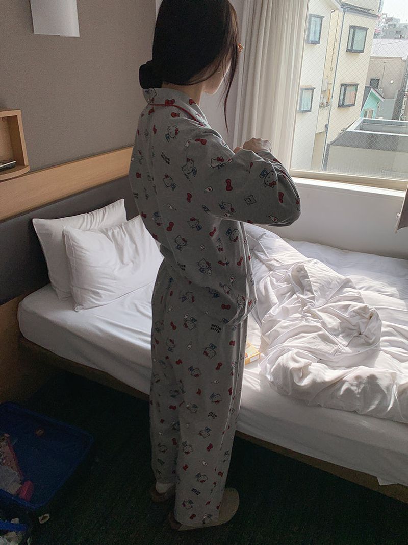 [SANRIO] HELLO KITTY PAJAMAS