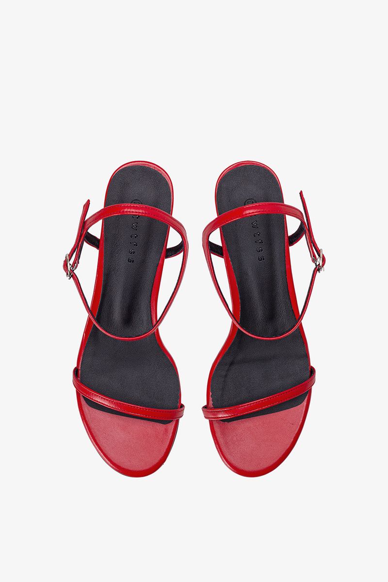 KITTEN STRAP SANDAL IN RED