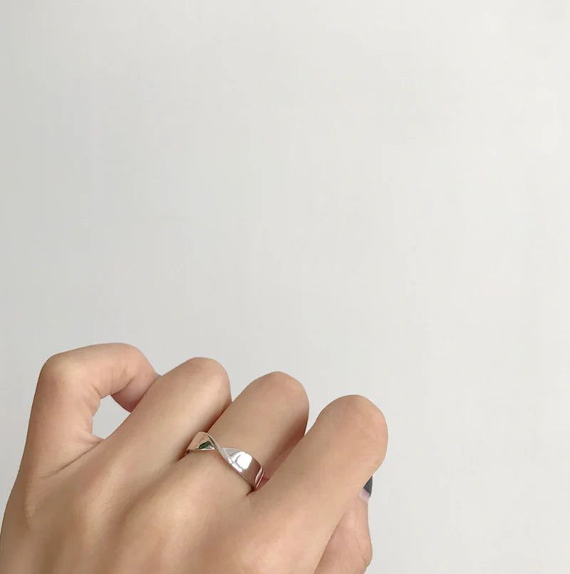 éclater（エクラテ）の「Rali Twisted Silver Ring（Accessories）」