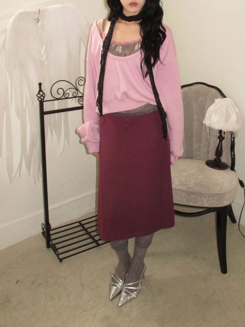 Rosy Lace Sleeveless