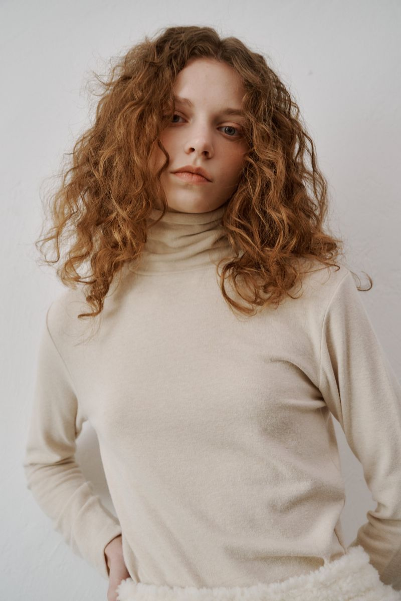 Basic turtle neck T-shirts (Mocha)