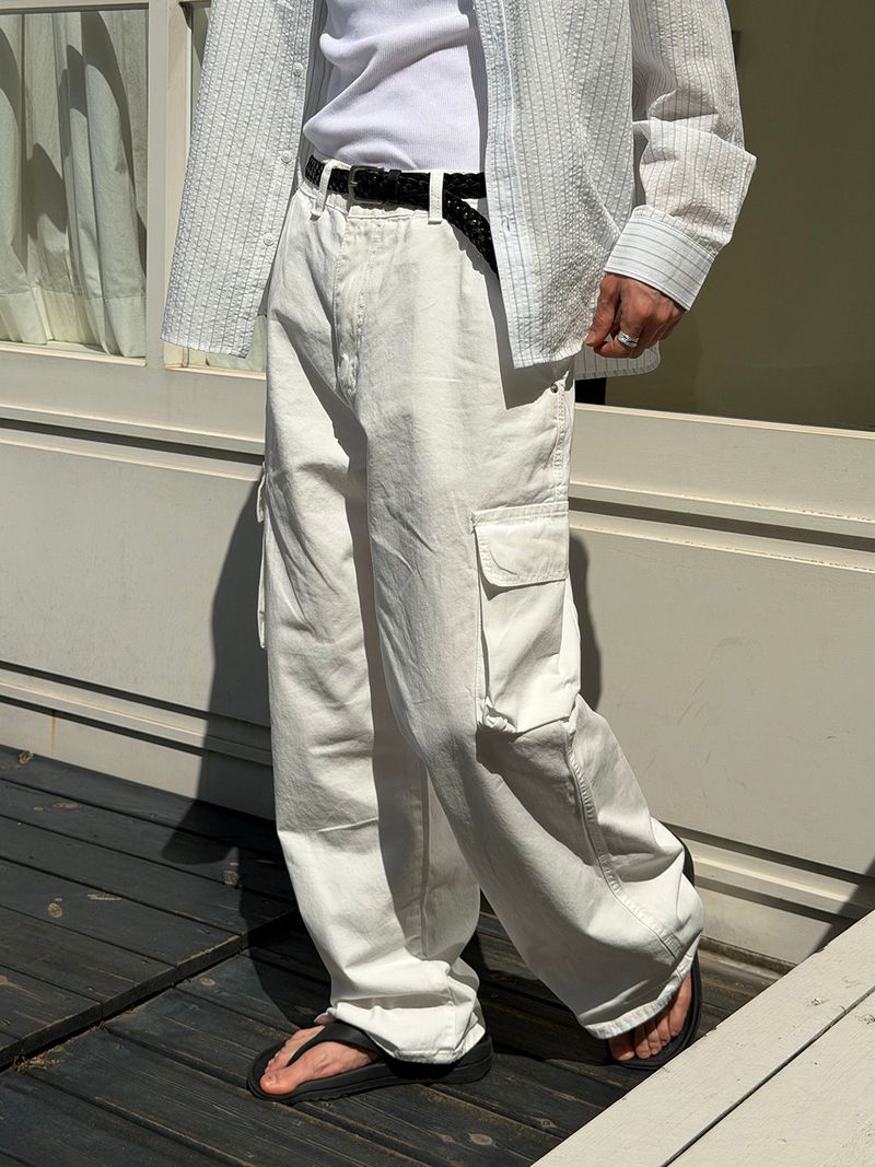 LAURANT(ロラン)の「Solid semi wide cargo pants(2color)(Pants)」