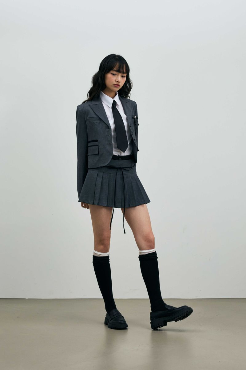 ASTRAL CROP JACKET / CHARCOAL