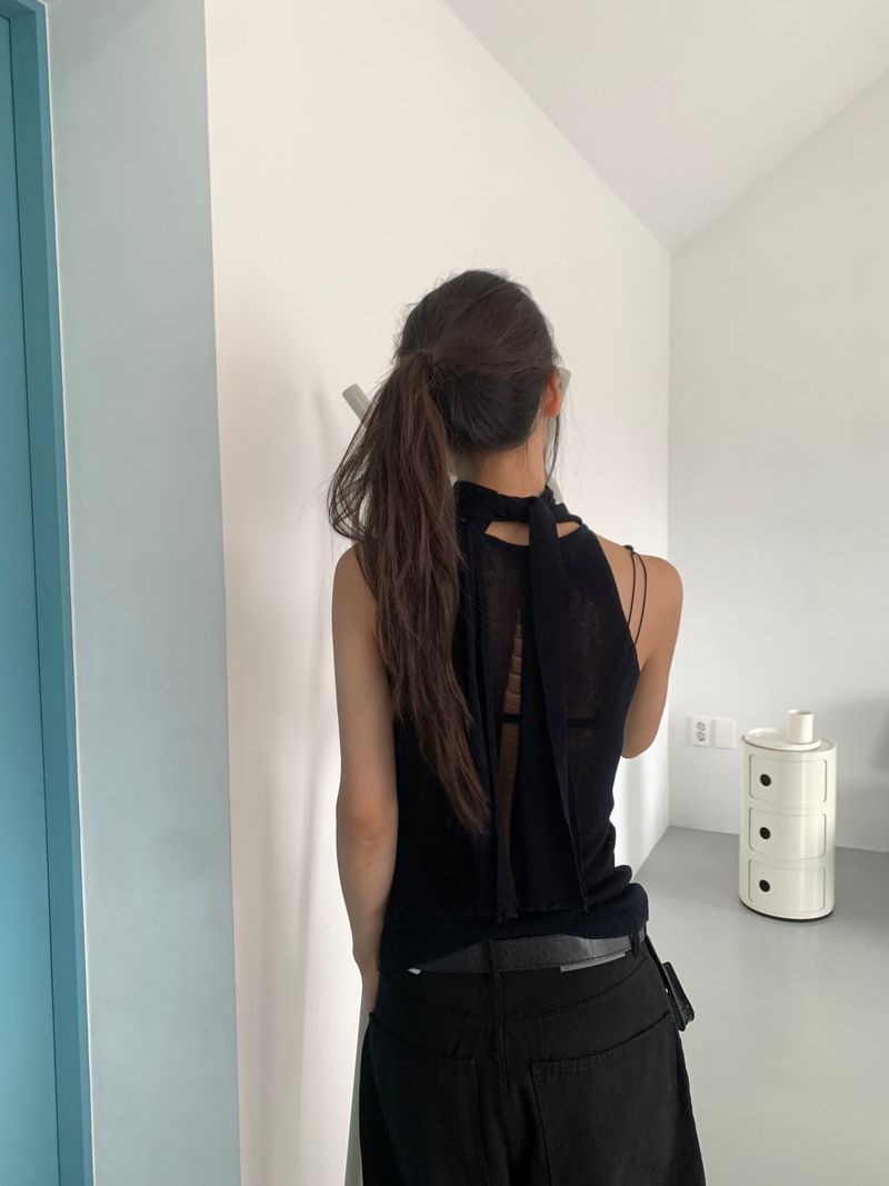 SEE-THROUGH HALTER SLEEVELESS (4C)