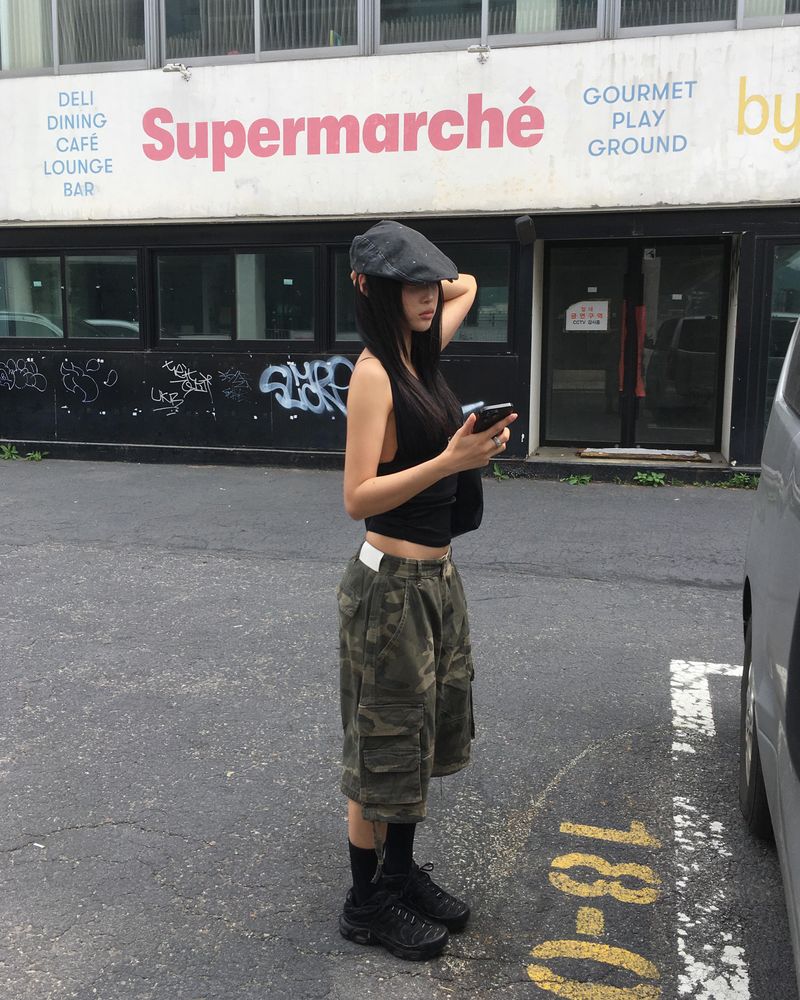 Painting hunting cap