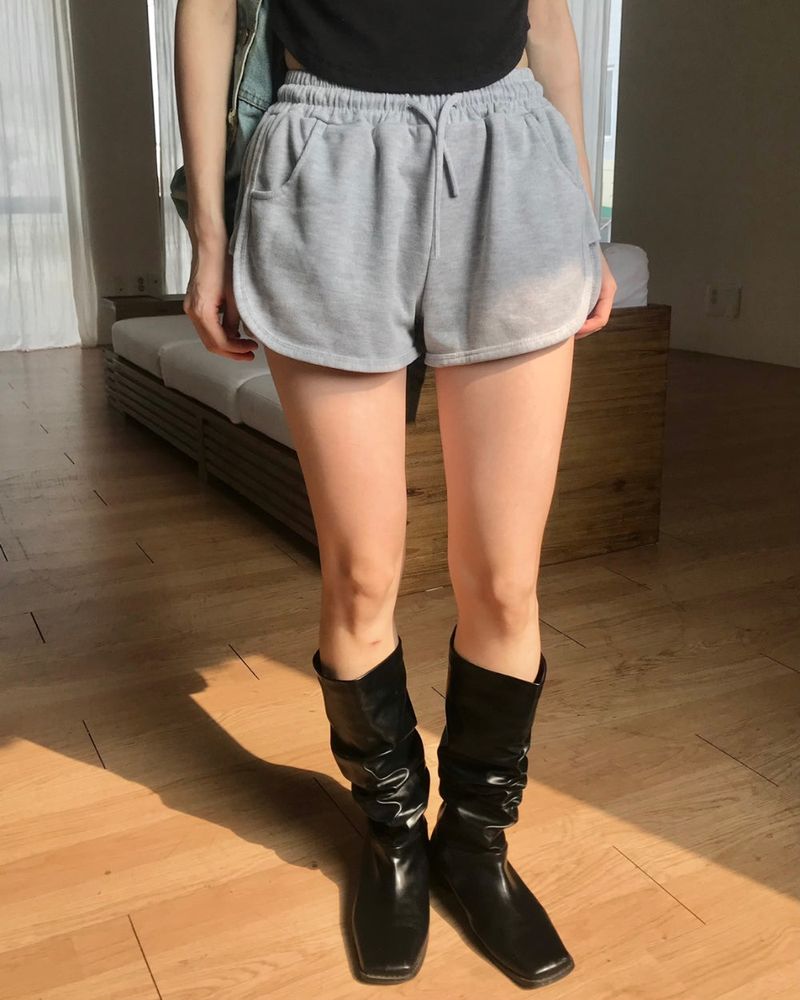 Wiki pants